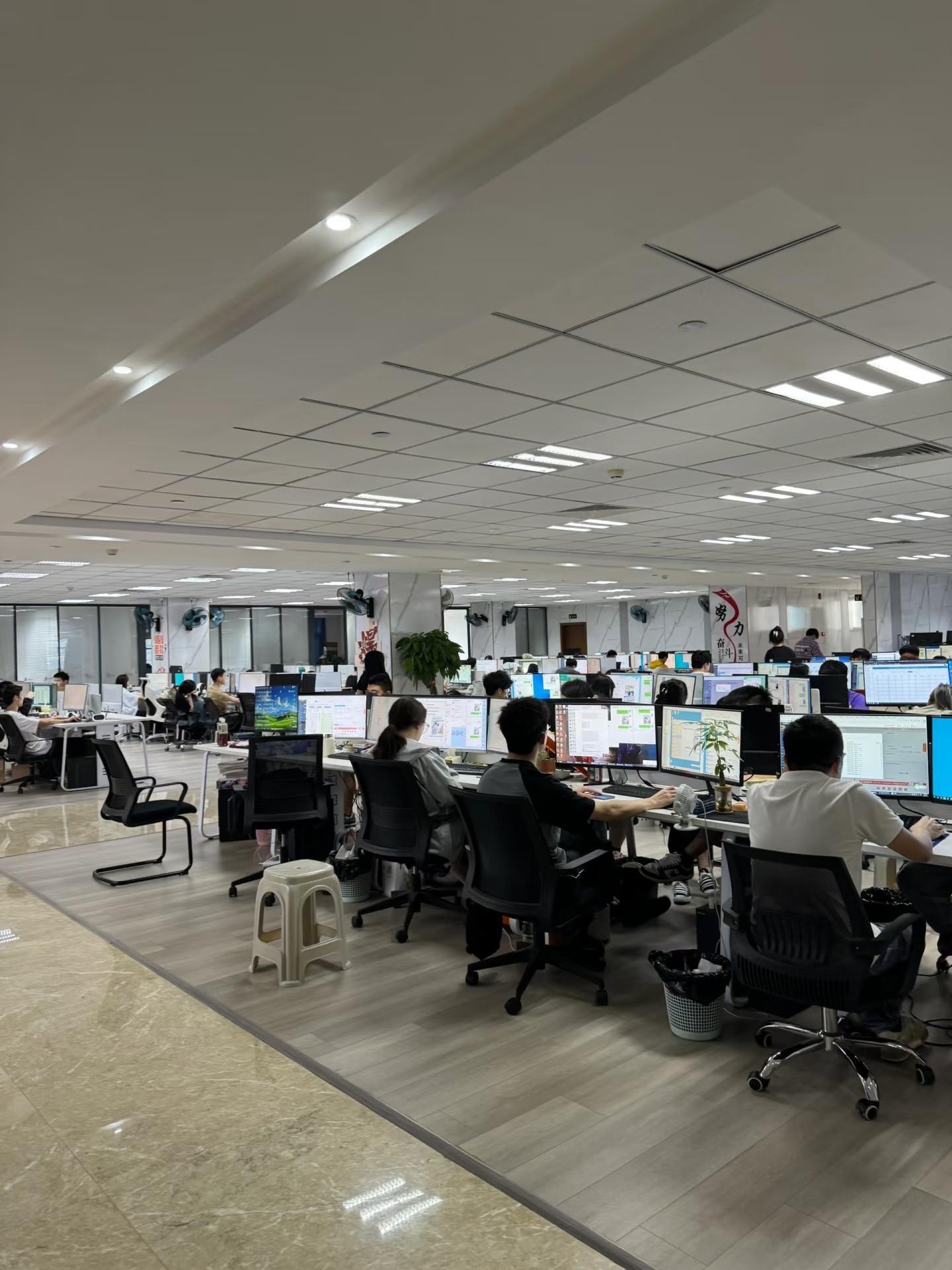 BiLink Sales Team Office